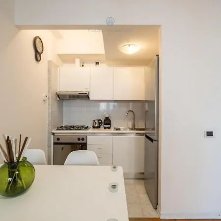 Elegant Apartment